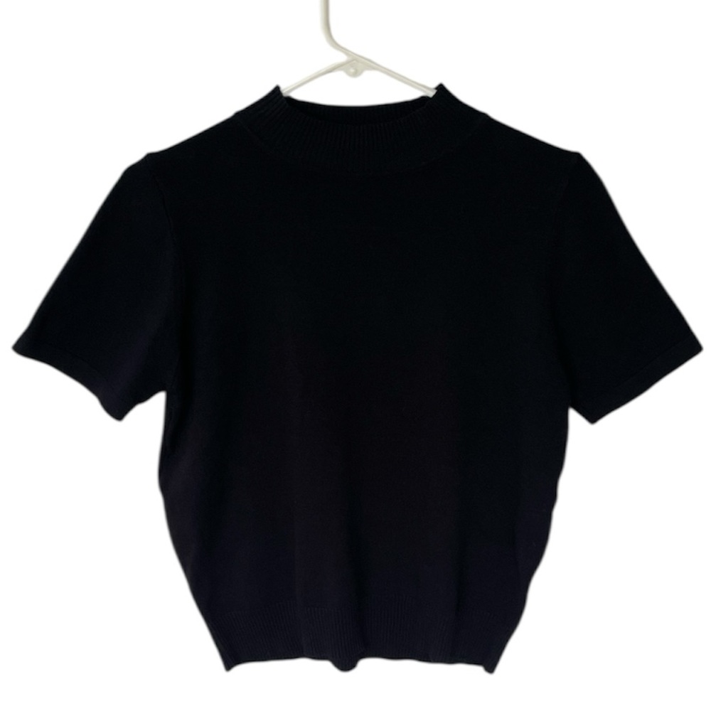 DAZY Womens black mock neck Short Waisted short-sleeve sweater size Large